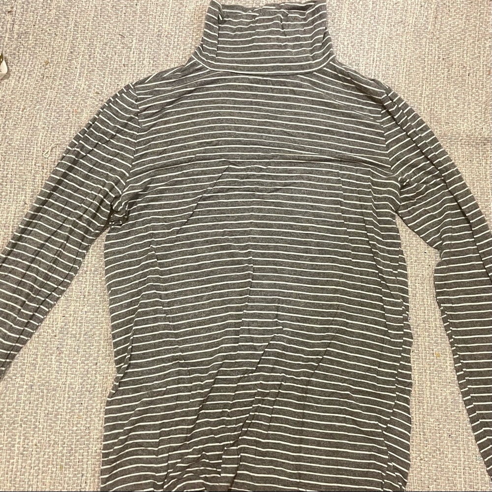 american eagle gray striped turtle neck